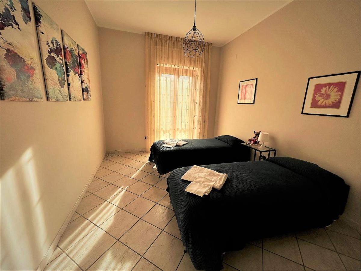 Acquamarina Holiday House Salerno Exterior photo